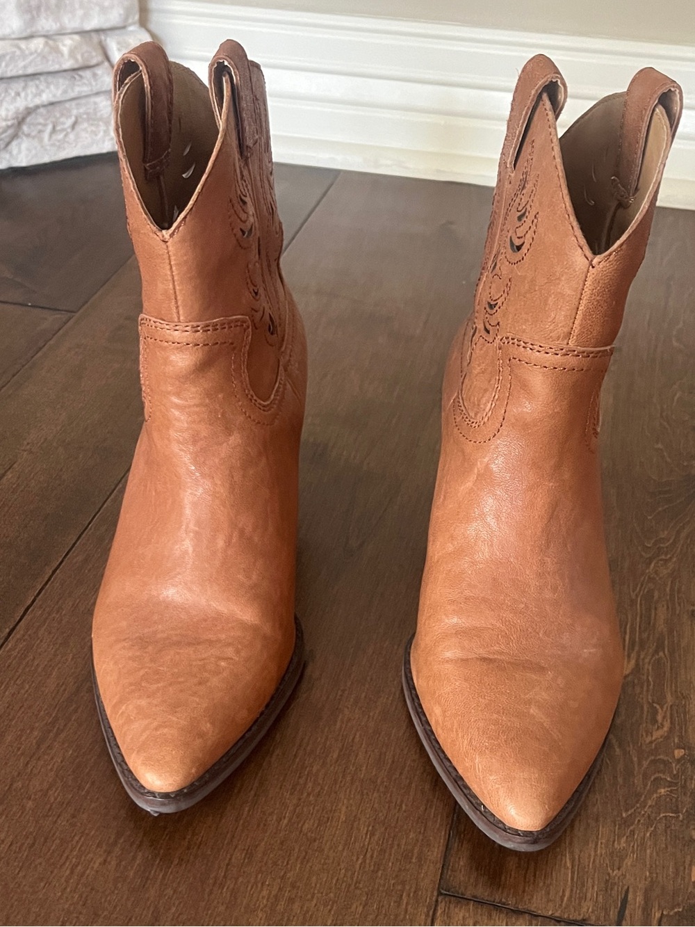 Lucky Brand Brown Ankle Boot - Leather Look Heel - Picture 2 of 3